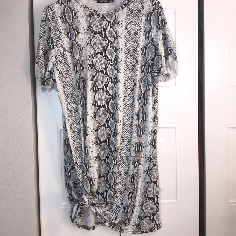 Boohoo Tie Dress
